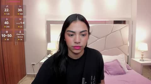 Snapshot of emma_connor1 chatting on 11.08.25 Emma online show from 11.08.25