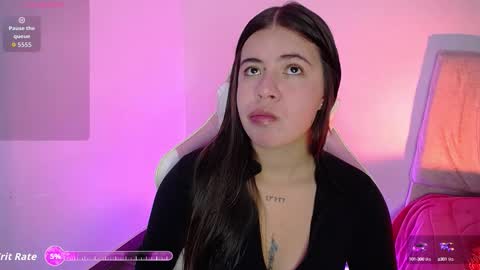 Snapshot of emma_naa chatting on 10.22.25 Emma online show from 10.22.25