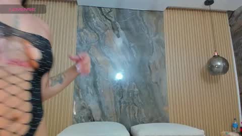 Snapshot of emma_pastori chatting on 11.18.25 emma pastori online show from 11.18.25