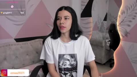 Snapshot of emma_petite4u chatting on 03.07.25 Emma online show from 03.07.25