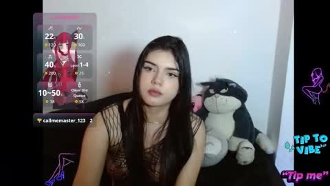 Snapshot of emma_yui19 chatting on 10.08.25 emma online show from 10.08.25