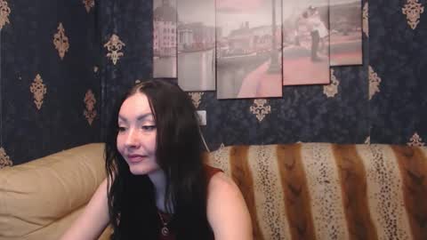 Snapshot of emmagoldx chatting on 01.05.25 EmmaGoldX online show from 01.05.25