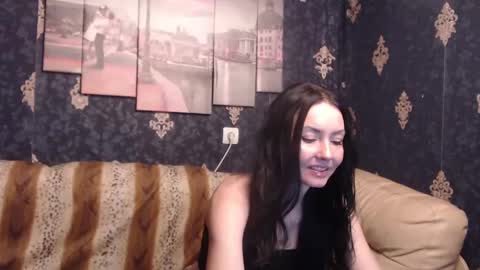 Snapshot of emmagoldx chatting on 01.08.25 EmmaGoldX online show from 01.08.25