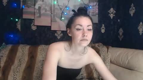 Snapshot of emmagoldx chatting on 02.17.25 EmmaGoldX online show from 02.17.25