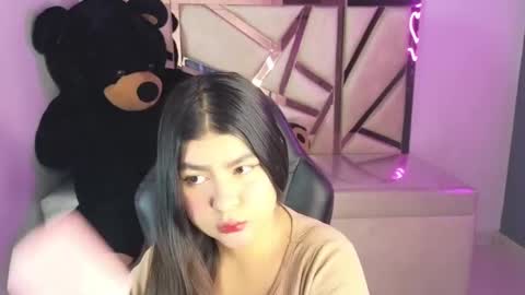 Snapshot of emmalee_a chatting on 01.30.25 Emma online show from 01.30.25