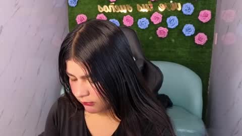 Snapshot of emmalee_a chatting on 01.31.25 Emma online show from 01.31.25
