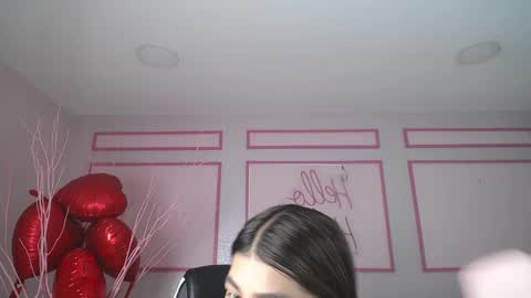 Snapshot of emmalee_a chatting on 02.23.25 Emma online show from 02.23.25
