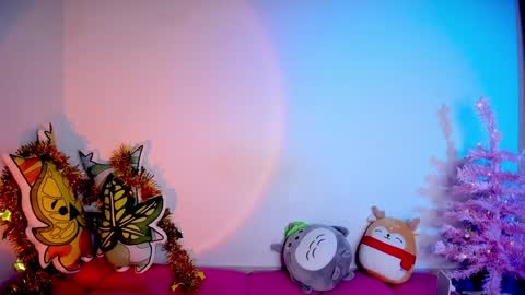 Snapshot of emmaterrestrial chatting on 12.15.24 RH-NEGATIVE GREEN-EYED BAELIEN online show from 12.15.24