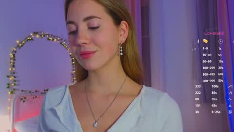 Snapshot of emmi_rosee chatting on 01.21.25 Miss Emmi online show from 01.21.25