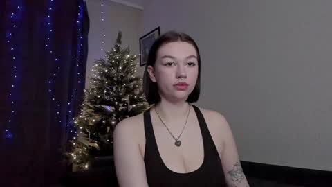 Snapshot of emmy_m00n chatting on 01.02.25 Emily Johny online show from 01.02.25