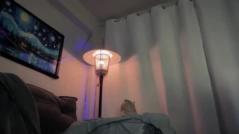 Snapshot of enjoythetrip chatting on 09.26.25 Luke online show from 09.26.25