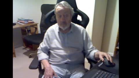 erasmus_d online show from 01.30.25