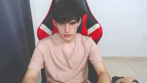 Snapshot of eren_tatakae chatting on 12.20.24 eren_tatakae online show from 12.20.24