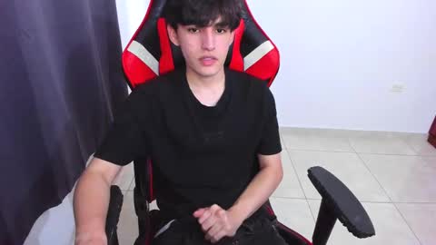 Snapshot of eren_tatakae chatting on 02.16.25 eren_tatakae online show from 02.16.25