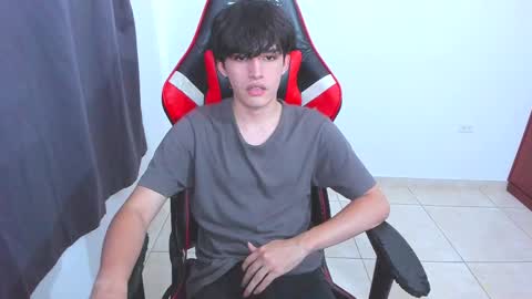 Snapshot of eren_tatakae chatting on 09.27.25 eren_tatakae online show from 09.27.25