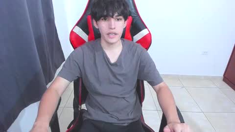 Snapshot of eren_tatakae chatting on 09.30.25 eren_tatakae online show from 09.30.25