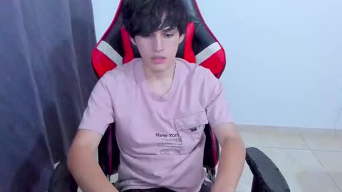 Snapshot of eren_tatakae chatting on 11.03.25 eren_tatakae online show from 11.03.25