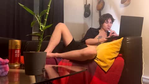 Snapshot of eric_carrotman chatting on 03.11.25 Eric Carrotman online show from 03.11.25