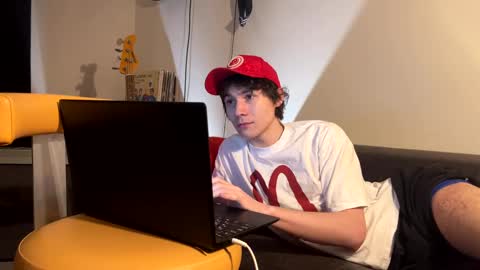 Snapshot of eric_carrotman chatting on 03.12.25 Eric Carrotman online show from 03.12.25