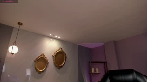 Snapshot of erikabenz chatting on 10.12.25 Erika Benz online show from 10.12.25
