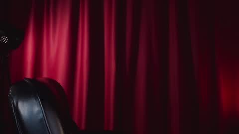 Snapshot of erohaze chatting on 12.13.24 erohaze online show from 12.13.24