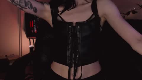 Snapshot of erohaze chatting on 09.12.25 erohaze online show from 09.12.25