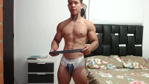 Snapshot of erosscott chatting on 02.28.25 Eros online show from 02.28.25