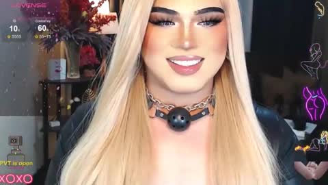 Snapshot of eroticfowler69 chatting on 02.15.25 Anastasia online show from 02.15.25