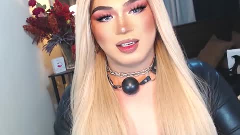 Snapshot of eroticfowler69 chatting on 02.26.25 Anastasia online show from 02.26.25