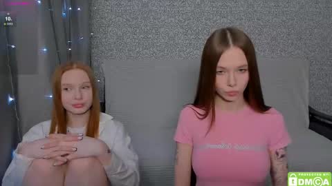 Snapshot of eshcka chatting on 02.16.25 Megan and Brad online show from 02.16.25