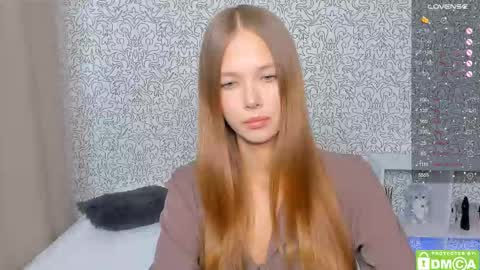 Snapshot of eshcka chatting on 09.15.25 Megan and Brad online show from 09.15.25