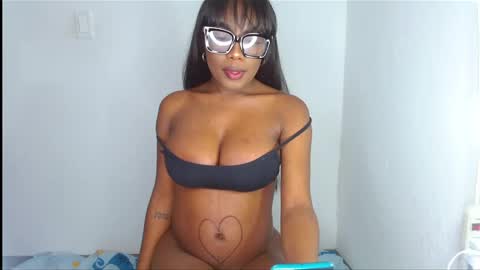 Snapshot of esmeralda_parck chatting on 02.13.25 Esmeralda parck online show from 02.13.25