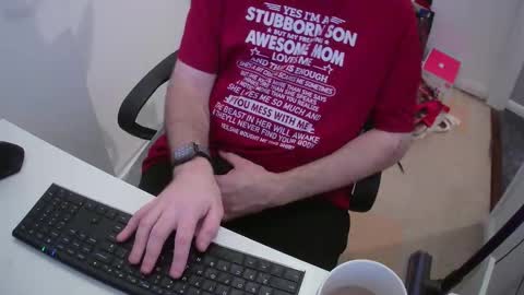 Snapshot of essex_wild chatting on 01.18.25 Morph online show from 01.18.25