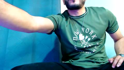 Snapshot of esteban_fer chatting on 12.29.24 Esteban Fernandez online show from 12.29.24