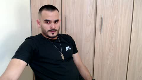 Snapshot of esteban_fer chatting on 02.06.25 Esteban Fernandez online show from 02.06.25