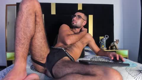 Snapshot of ethan__walker chatting on 02.24.25 Ethan online show from 02.24.25