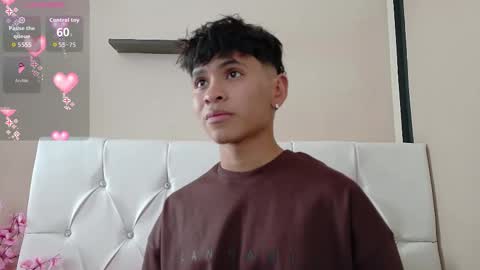 Snapshot of ethan_westt chatting on 10.27.25 Ethan online show from 10.27.25