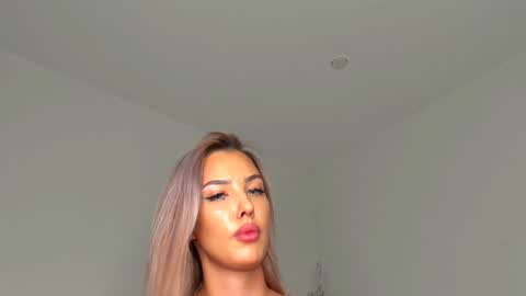 Snapshot of ethel_alen chatting on 12.21.24 Ethel online show from 12.21.24