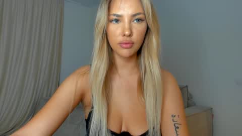 Snapshot of ethel_alen chatting on 10.12.25 Ethel online show from 10.12.25