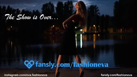 Snapshot of eva_fashionista chatting on 02.21.25 Eva online show from 02.21.25
