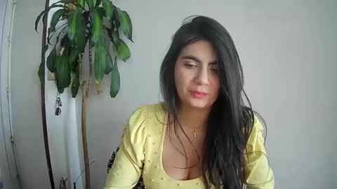 Snapshot of evacollins12 chatting on 01.07.25 evacollins12 online show from 01.07.25