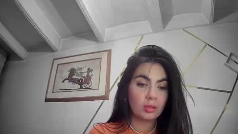 Snapshot of evacollins12 chatting on 02.07.25 evacollins12 online show from 02.07.25