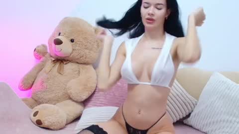 Eva online show from 02.26.25