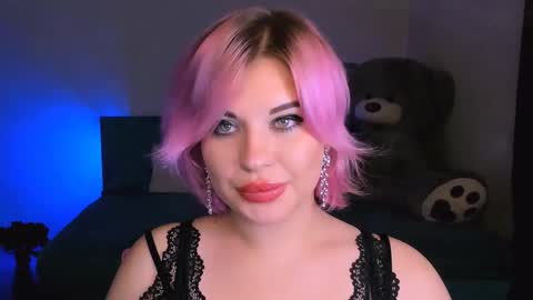 Snapshot of evaharve chatting on 12.26.24 Eva online show from 12.26.24