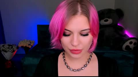 Snapshot of evaharve chatting on 01.18.25 Eva online show from 01.18.25