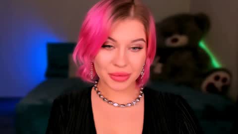 Snapshot of evaharve chatting on 01.29.25 Eva online show from 01.29.25