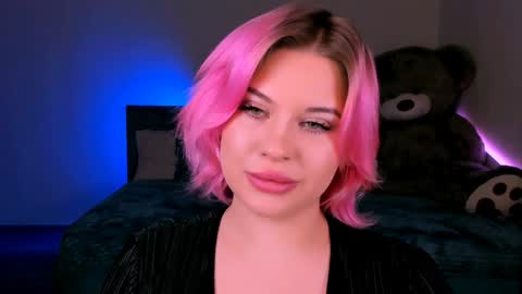 Snapshot of evaharve chatting on 02.02.25 Eva online show from 02.02.25