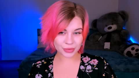 Snapshot of evaharve chatting on 02.11.25 Eva online show from 02.11.25