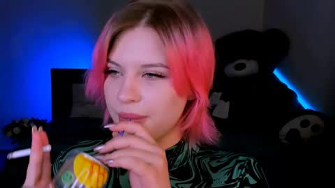 Snapshot of evaharve chatting on 02.15.25 Eva online show from 02.15.25