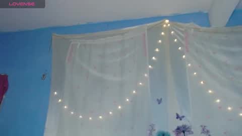 Snapshot of evaluna_horny_ chatting on 01.11.25 evaluna horny  online show from 01.11.25